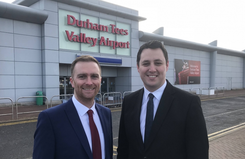 Matt & Ben at the airport the day the deal was announced