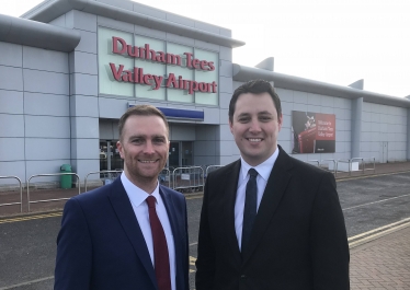 Matt & Ben at the airport the day the deal was announced